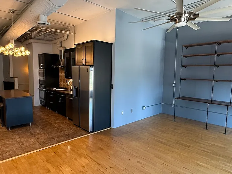 21 6th St #410 — Photo 3