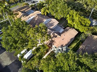 191 NE 6th Ct, Dania, FL 33004