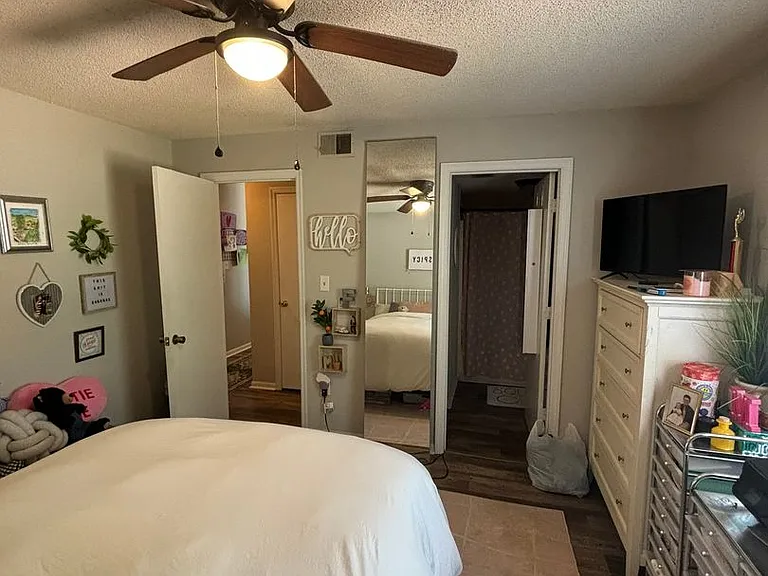 228 Mark Twain Cir — Photo 15