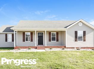 2416 Sawmill St, Murfreesboro, TN 37128