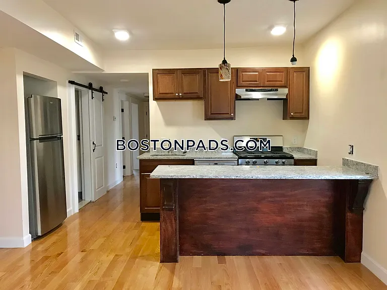 21-23 Weitz St #2 — Photo 3
