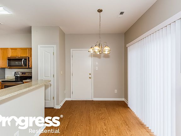 5th image of 11424 Lamoille Ln