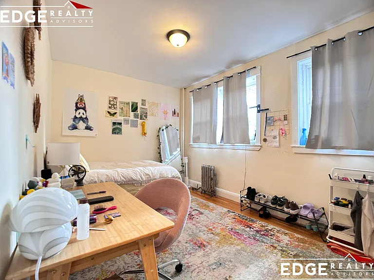 62 Egmont St #1A — Photo 7