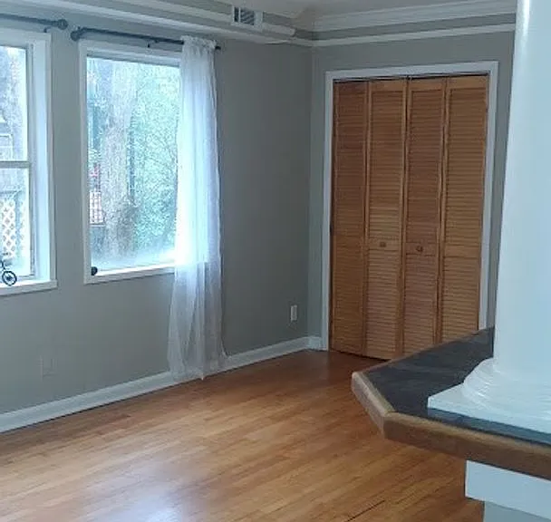Maple Place Apartments — Photo 20
