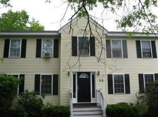 32 Deerwood Dr, Litchfield, NH 03052