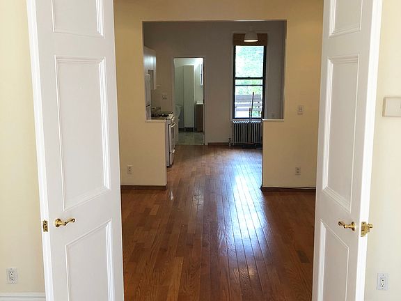 5th image of 78 Newell St #1