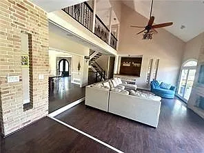 2917 Ashebrooke Dr NE — Photo 6