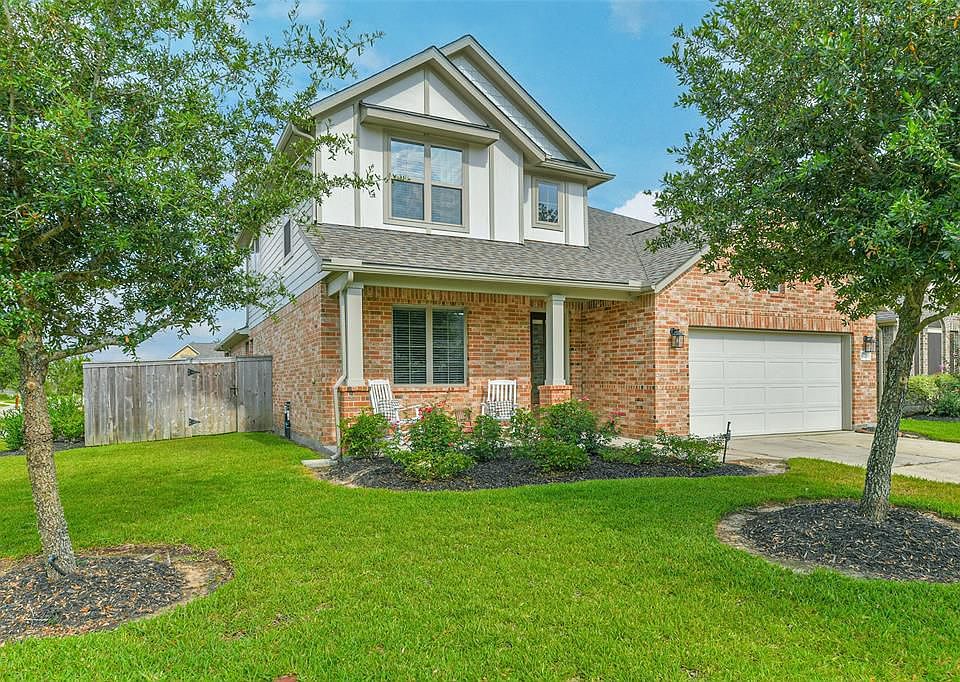 1st image of 18703 Laurel Hills Dr