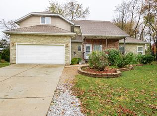 4841 E Crab Apple Ln, Springfield, MO 65809