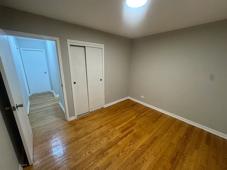 15111 Woodlawn Ave — Photo 8