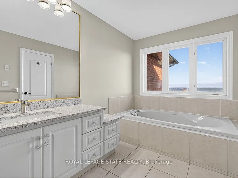97 Sunvale Pl #4 — Photo 34