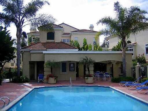 3rd image of 7260 Calabria Ct Unit B
