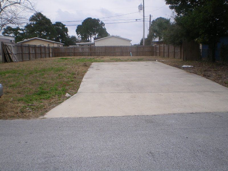2nd image of 1219 Sparton Ave