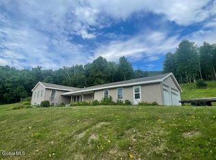 90 Mountain Rd, Greenwich, NY 12834