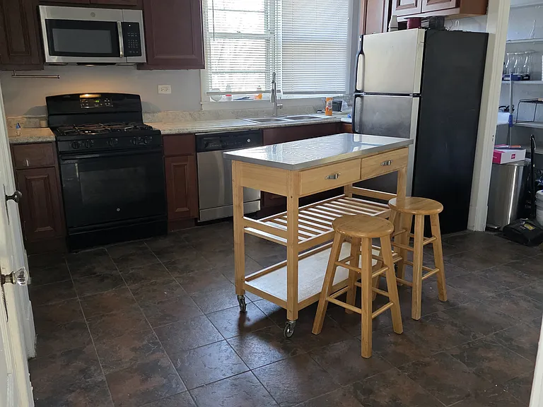 7748 S Saginaw Ave #R — Photo 5