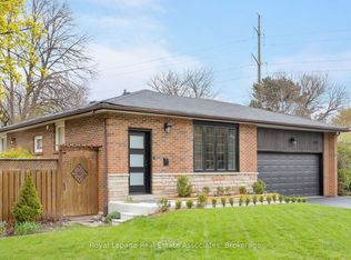 1898 Barsuda Dr, Mississauga, ON L5J1V5