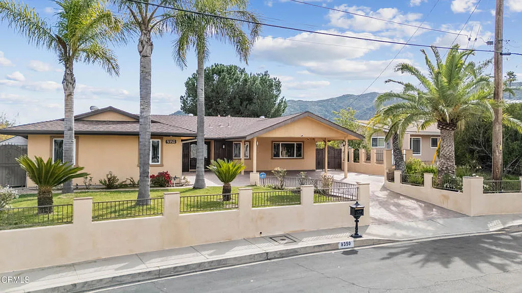 Building Photo - 9350 Crystal View Dr