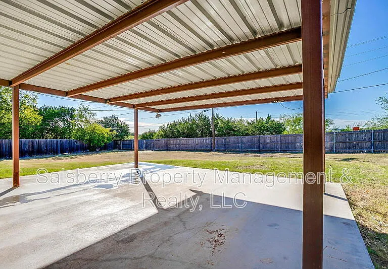 1113 Gifford Dr — Photo 32