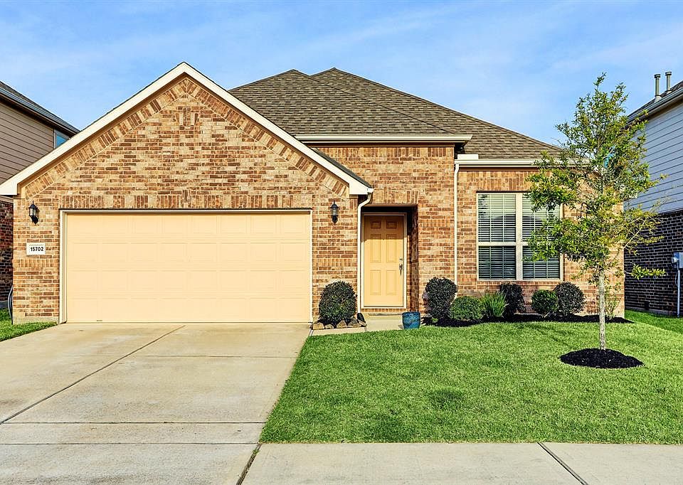 1st image of 15702 Eagle Valley Dr