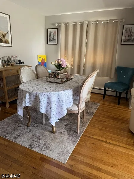 3 bed, 1.5 bath, $2,850 — Photo 4