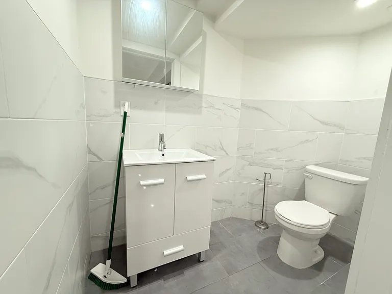 210 Lewis Ave #1 — Photo 12