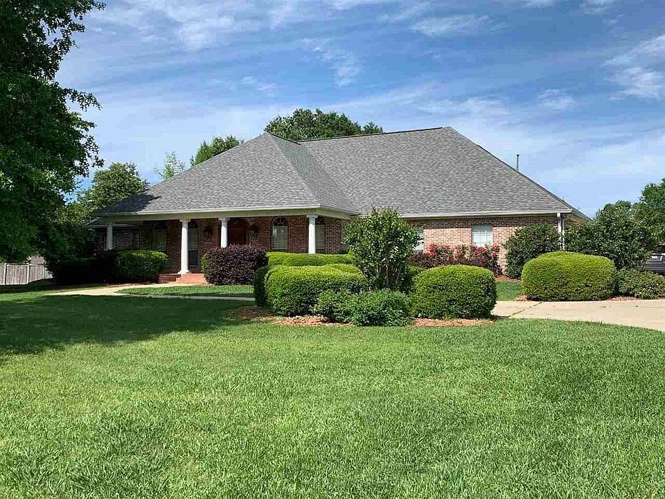 2nd image of 518 Twin Cedars Dr
