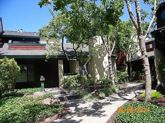 1st image of 306 Lagunaria Ln