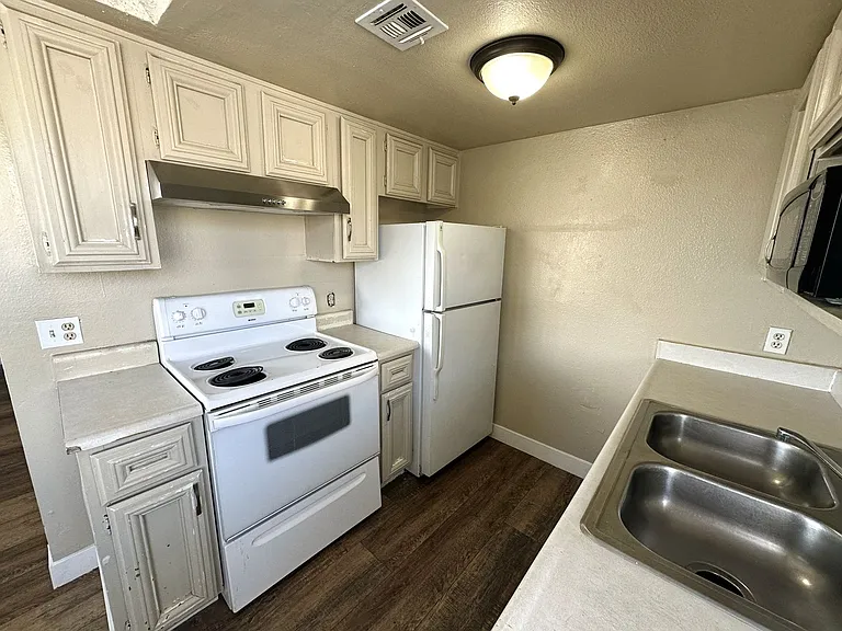 3620 Ala Dr #1-4 — Photo 9