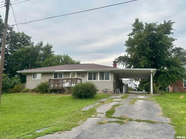 608 W Avenue G, Lewistown, IL 61542