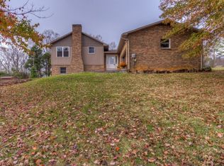 333 Huckleberry Rd, Bluff City, TN 37618