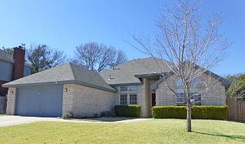 3rd image of 708 Paintbrush Dr