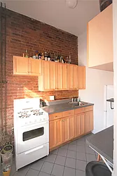 Rented by R New York