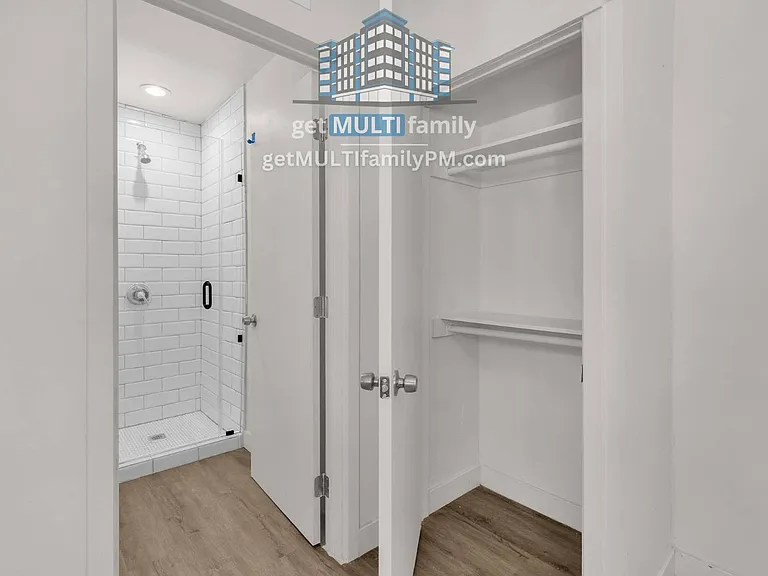 325 N 17th Dr #A — Photo 16