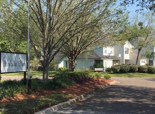 8597 Sturbridge Cir E, Jacksonville, FL 32244