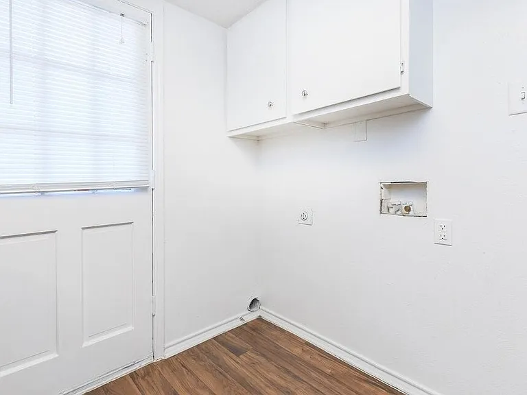 In-home washer and dryer connections for added convenience and time-saving laundry days.
