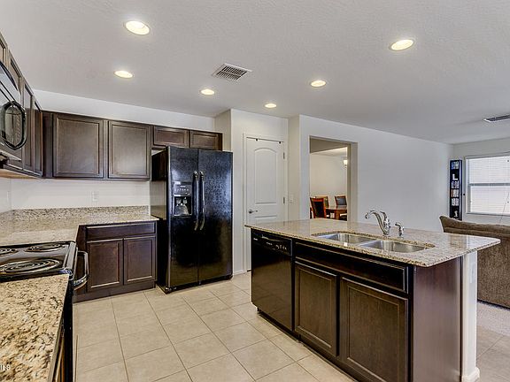 4th image of 6101 E Desert Spoon Ln