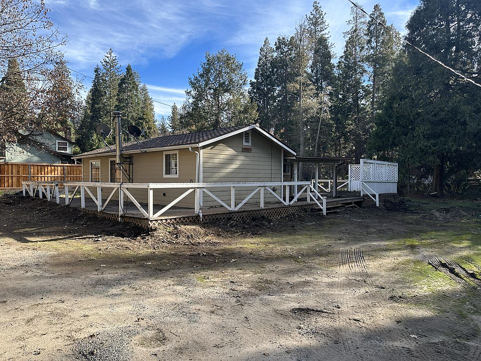 1st image of 44068 Pine Flat Drive