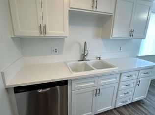 1069 Cherry Ln APT D, Clovis, CA 93612