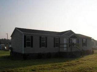 4222 Chinook Rd, Elm City, NC 27893
