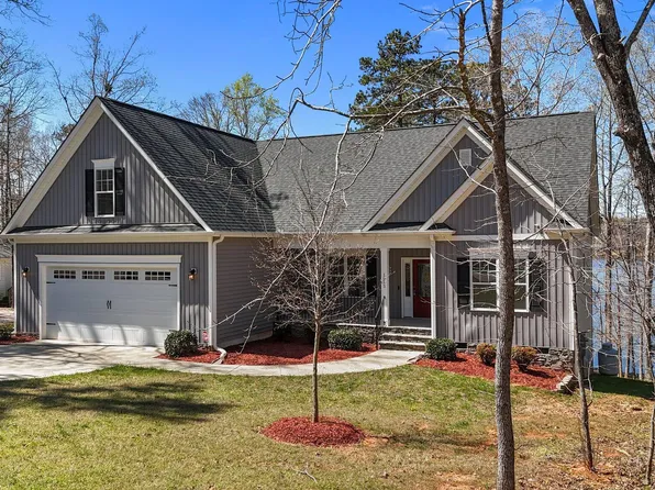 1013 Sagamore Dr, Louisburg, NC 27549