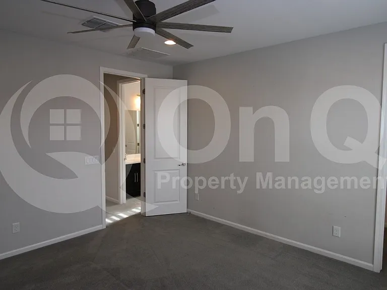 275 E Honeysuckle Pl — Photo 15