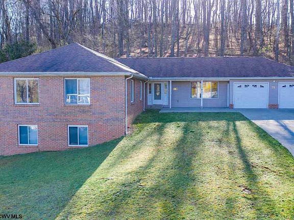 2nd image of 230 Poplar Dr