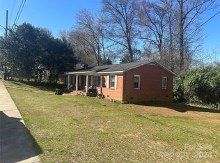 3532 Jonquil St, Charlotte, NC 28211