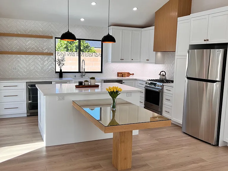 15531 Superior St — Photo 11