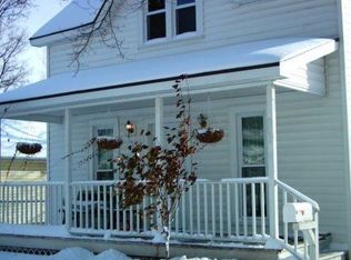 211 W Stoddard St, Charlotte, MI 48813