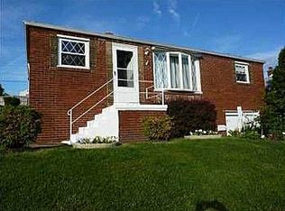 385 Bost Dr, West Mifflin, PA 15122