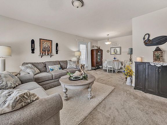 5th image of 4656 Trevino Cir NE