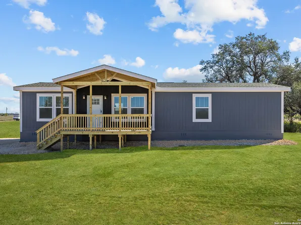2240 Stevens Rd, Somerset, TX 78069