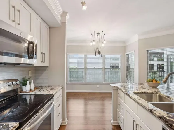 275 13th St NE APT 312, Atlanta, GA 30309