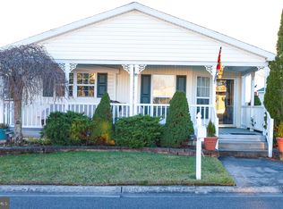 12 Corona Dr, Williamstown, NJ 08094